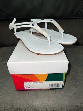 Katy Perry the Jule women’s 5 Smooth Nappa White T-Strap Sandals